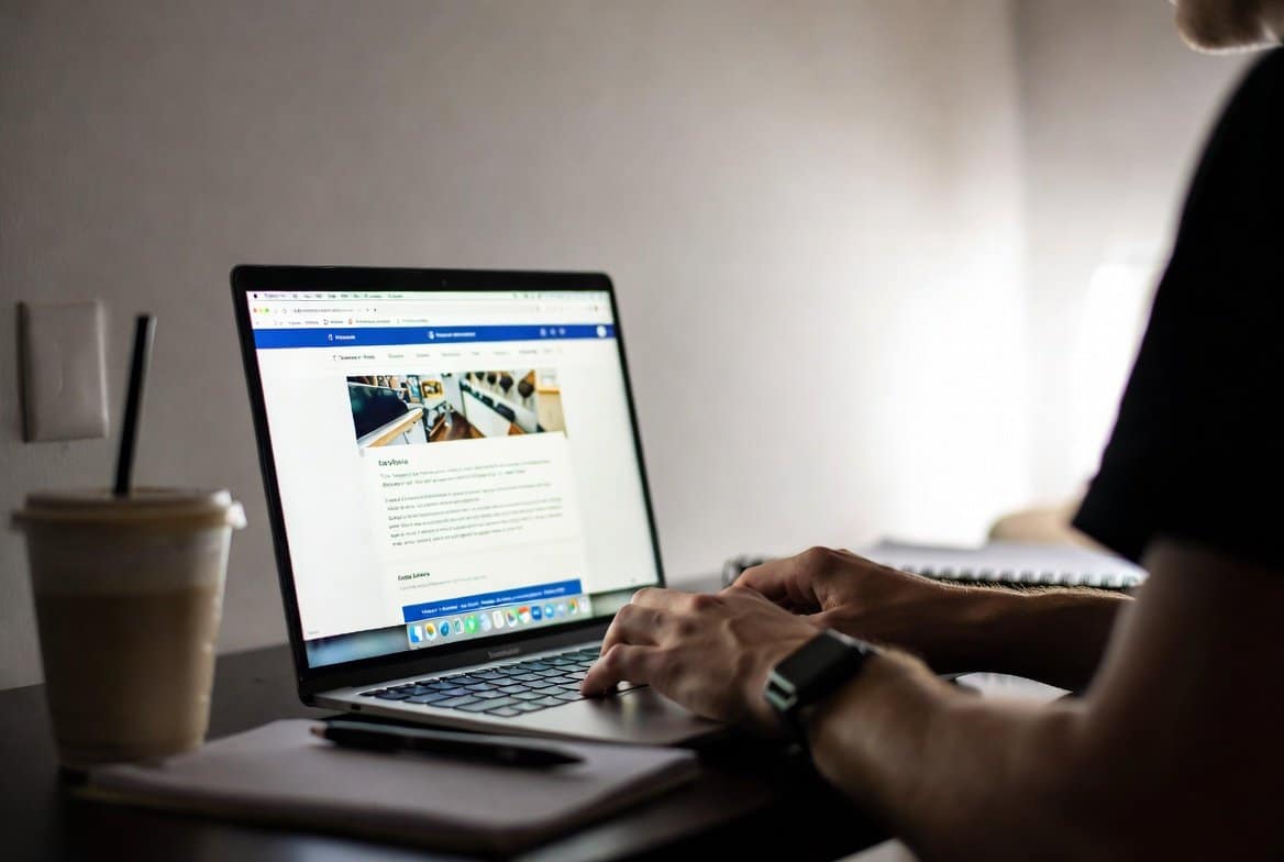 best platforms to earn money writing 2025